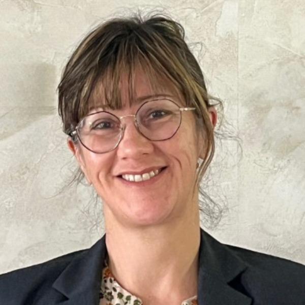 CÉLINE PRENANT